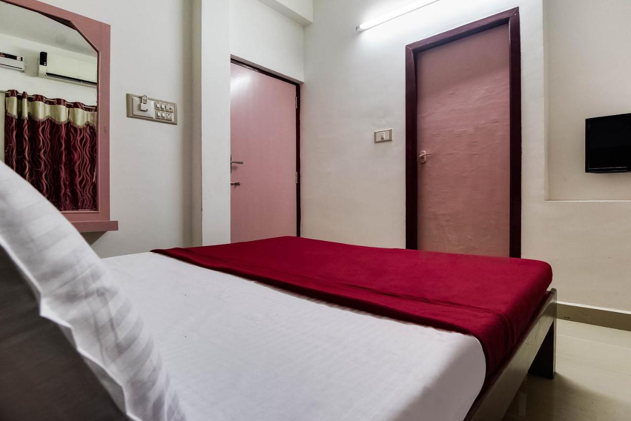 Hôtel Spot On 44406 Royal Residency Spot à Kumbakonam Extérieur photo